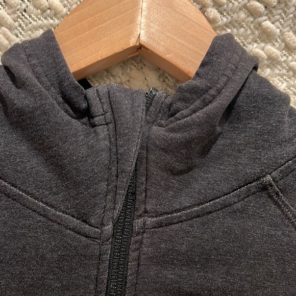 Dri-Fit Dark Gray Hoodie Woman’s - Picture 4 of 7